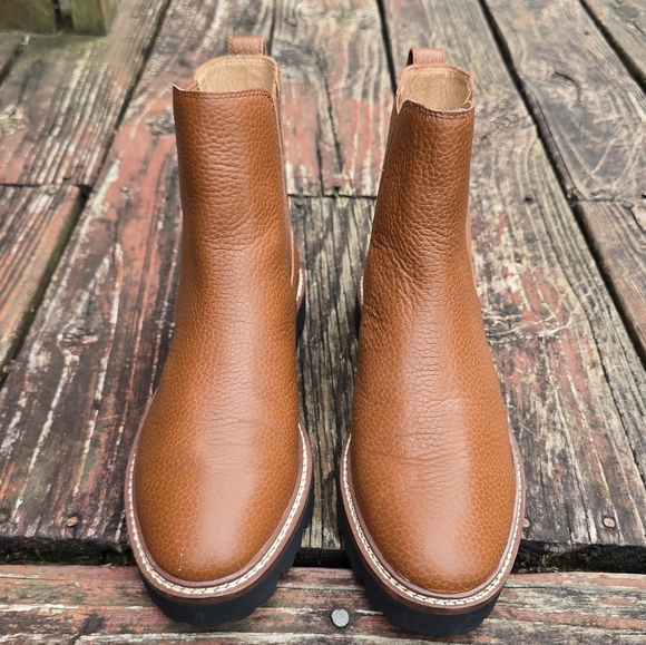 Madewell Womens The Citywalk Lugsole Chelsea Boot in Leather Size 8.5 - Picture 2 of 14